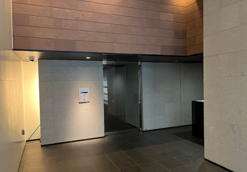 クオリア神南フラッツ エントランス イメージ