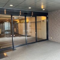 クレッセント高津エントランスサムネイル