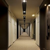 ピアース中目黒ローレルアイ内廊下サムネイル
