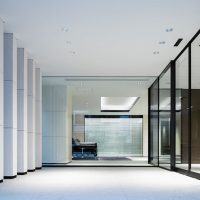 ピアース学芸大学 エントランスサムネイル