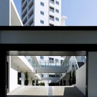 ピアースコード等々力駐車場入り口サムネイル