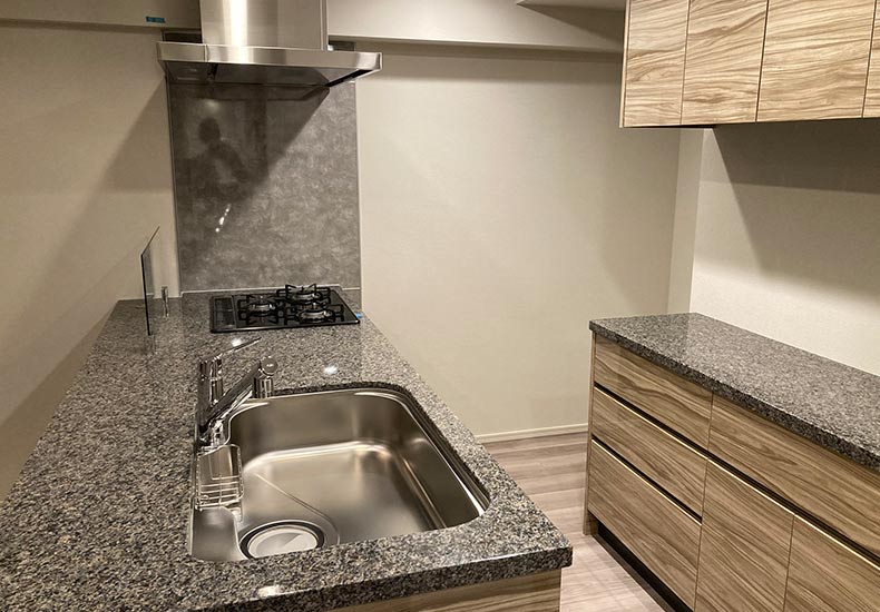 ヴェレーナ横浜井土ヶ谷ザ・フロント キッチンカップボード イメージ