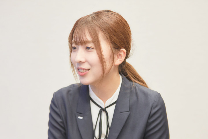 インタビュー 分譲営業部　塚越 花恋