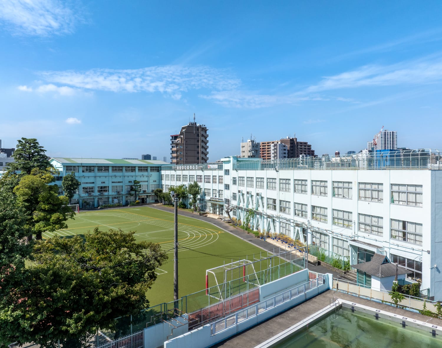 大井第一小学校（約130m・徒歩2分）