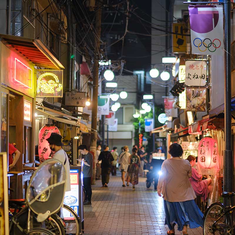 現地周辺の街並み