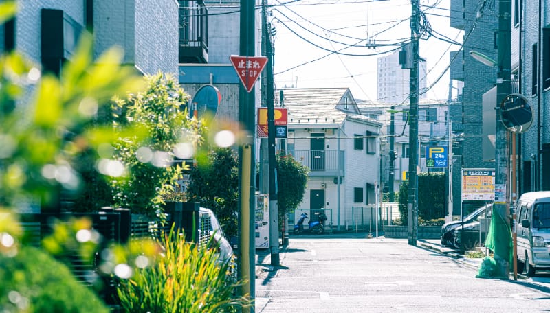 現地周辺の町並み（徒歩3分/約210m）